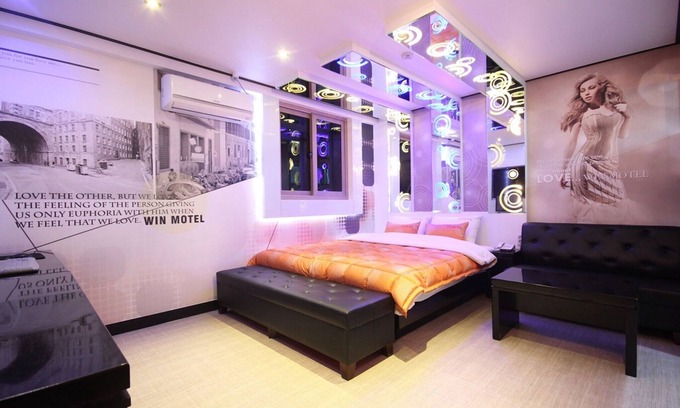 Jinju Hotel | Pearl Wynn