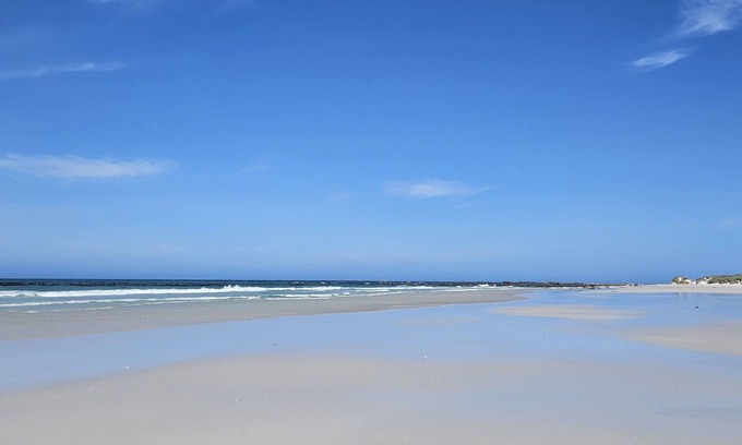 Pearly Beach House | Pearly Beach House - Four Bedroom House, Sleeps 8