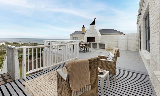 Pearly Beach House | Pearly Beach House
