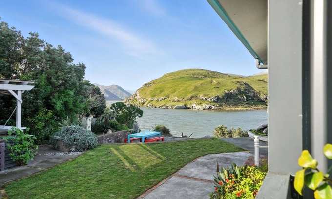 Birdlings Flat House | Pebble Shore Haven - Little River Holiday Home