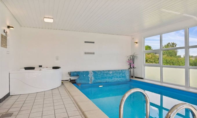 Hejlsminde Strand House | "Peder" - 950m from the sea by Interhome