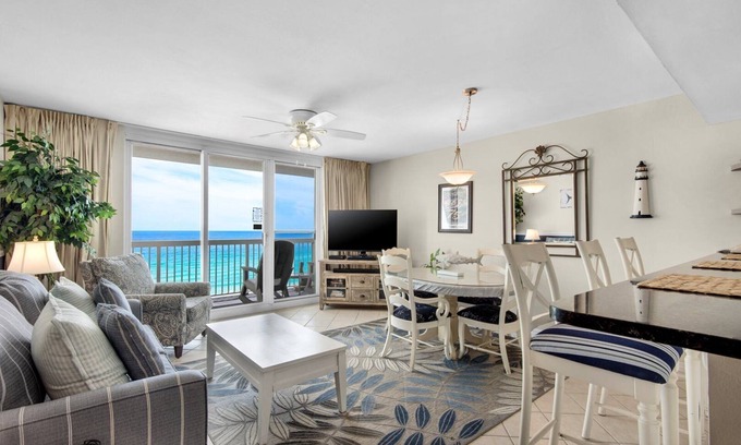 Destin Condo | Pelican Beach 0708 (1-Bedroom Condo) with Pool by Pelican Beach Management
