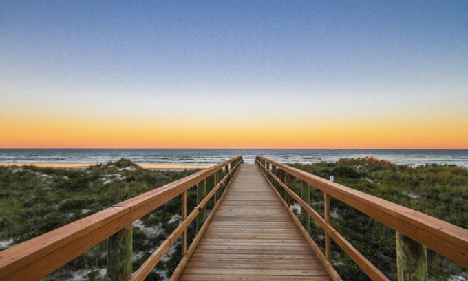 Crescent Beach Condo | Pelican Inlet - Cozy Beach Condo!1 block from the beach! Sleeps 6. Pool/Tennis