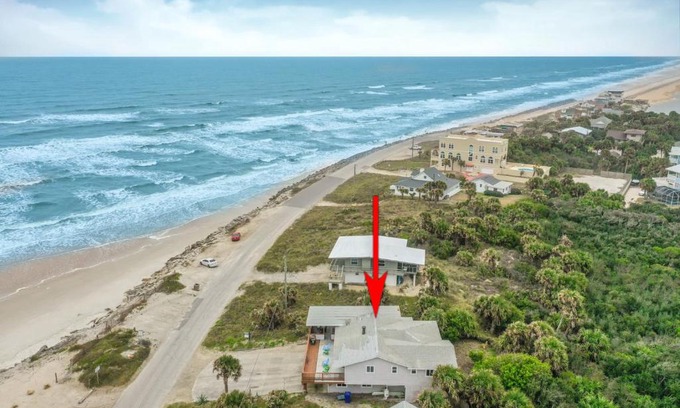 St. Augustine House | Pelican Paradise