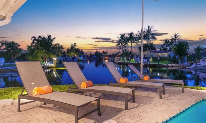 Cypress Lakes Villa | Pelican Point - Waterfront Villa with View, Pool & Boat Rental