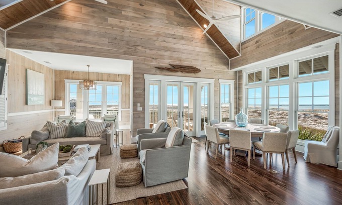Holiday Isle House | Pelican Pointe - Lux Coastal Beach Home | Pro Décor | Breathtaking Views