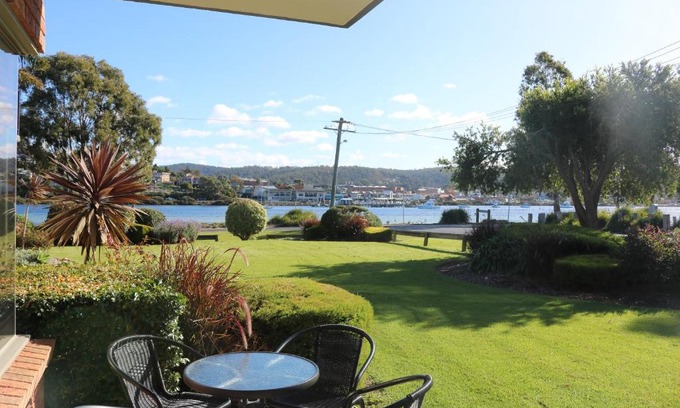 Merimbula Apartment | Pelican Waters