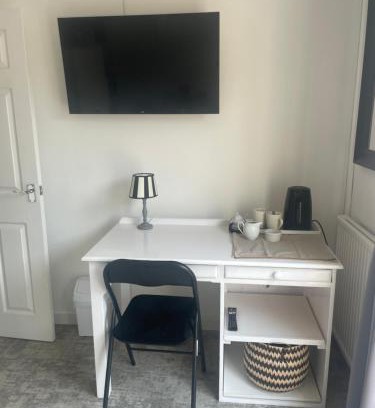 Pembroke Dock House | Pembroke Dock rooms