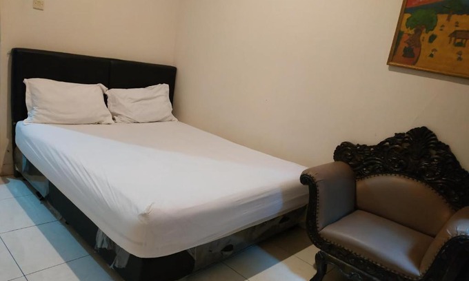 Bogor Hotel | Pemda 22 Mansion Mitra RedDoorz