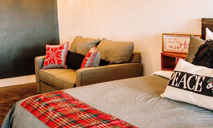 Last Chance Apartment | Pendleton Pointe #3