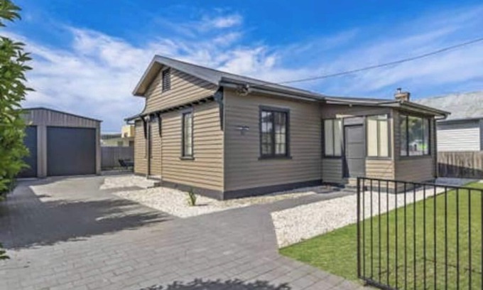 Invermay House | Penfold Cottage 1 km from CBD Launceston Invermay +freeWIFI