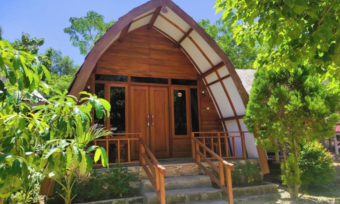 Semanu Hotel | Penginapan Putra Darma