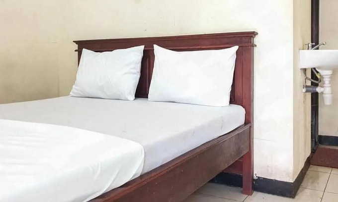 Probolinggo Hotel | Penginapan Sinar Harapan near GOR Mastrip Probolinggo