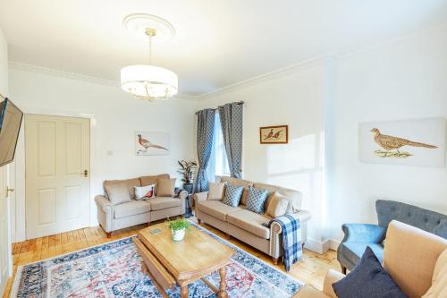 Newton Stewart House | Penninghame Estate - West Lodge
