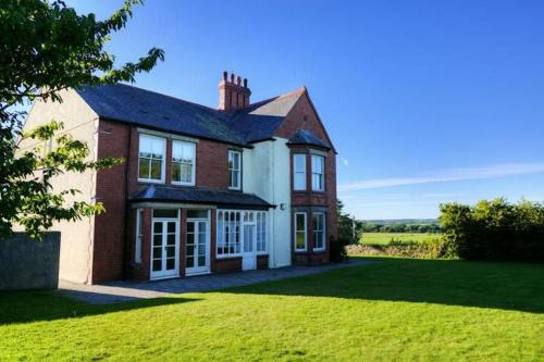 Bodorgan House | Penrhyn Halen