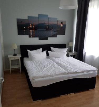Schmarl House | Pension Fischerjung