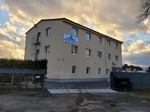 Forstfeld House | Pension Forstfeld Kassel