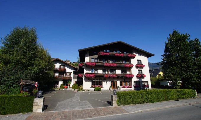 Kaprun House | Pension Heidi