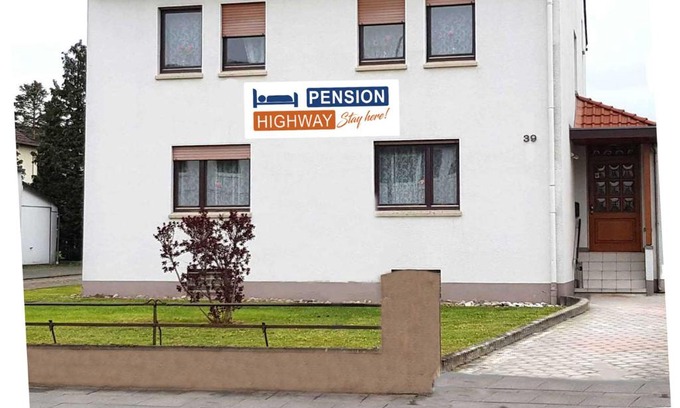 Buende House | Pension Highway Bünde