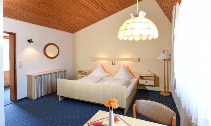 Bad Buchau Hotel | Pension Neustart