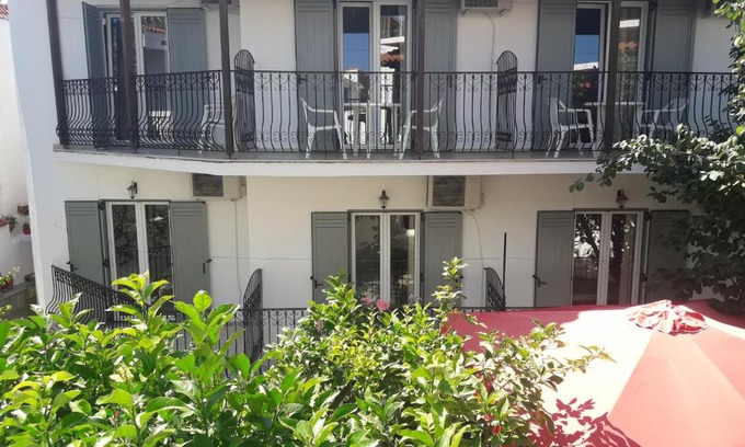 Skiathos House | Pension Nikolas