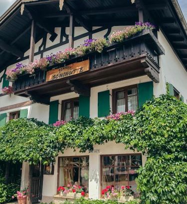 Oberstaufen House | Pension Schihütte