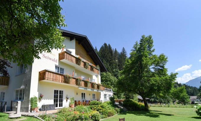 Kotschach-Mauthen Bed & Breakfast | Pension Seiwald in Kötschach Kärnten