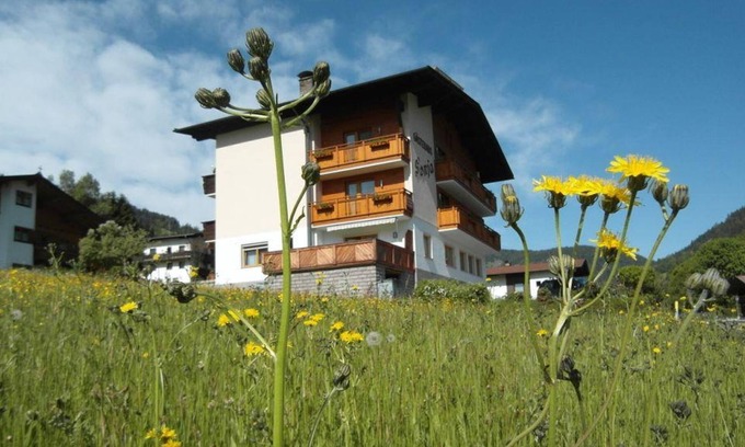 Niederau Cottage | Pension Sonja - double room, shower or bath, toilet, 1 bedroom