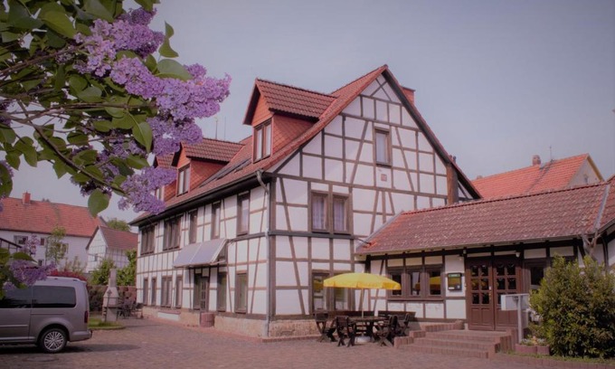 Aschara Hotel | Pension Ujut