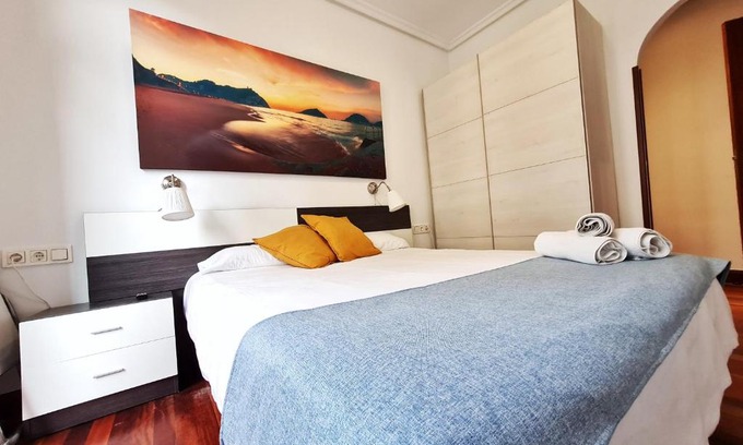 San Sebastian Centro House | Pension Yoldi