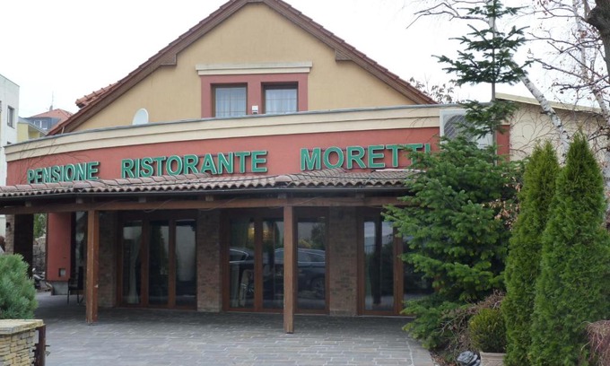 Nitra House | Pensione Ristorante Moretti