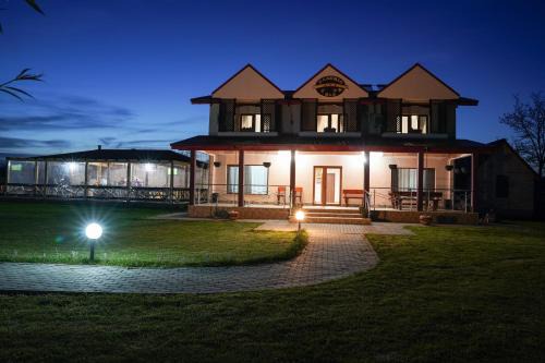 Dunavatu de Jos House | Pensiunea Danubio