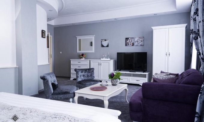Ghimbav House | Pensiunea Diamant
