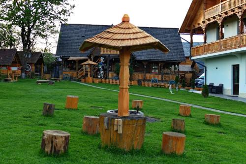 Breb House | Pensiunea Maramu