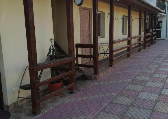 Tasnad House | Pensiunea Raul