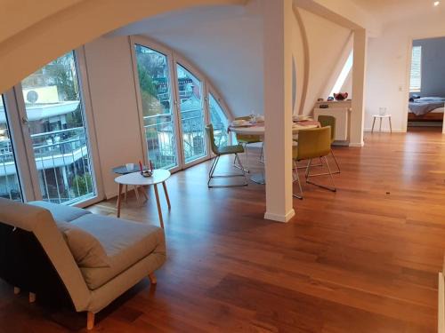 Badenweiler Apartment | Penthouse über den Dächern Badenweilers