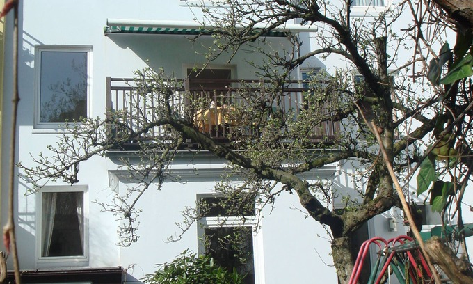Eppendorf Apartment | PENTHOUSE at Alster City Garden Villa. Stylish & quiet apt., Adults only