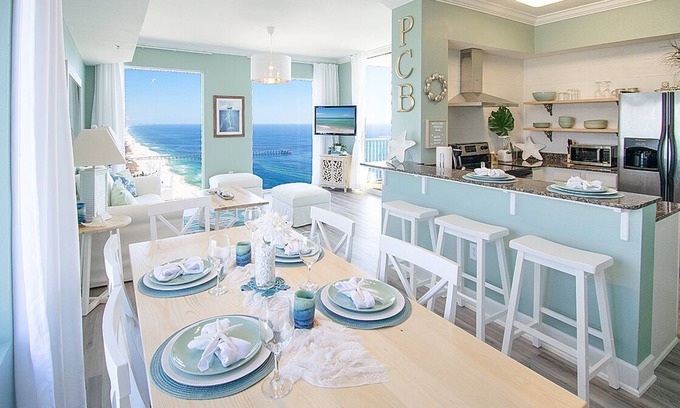 Panama City Beach Condo | Penthouse Corner Beachfront BIG VIEWS Sleeps 5 King bunks FREE Beach Chairs Pool