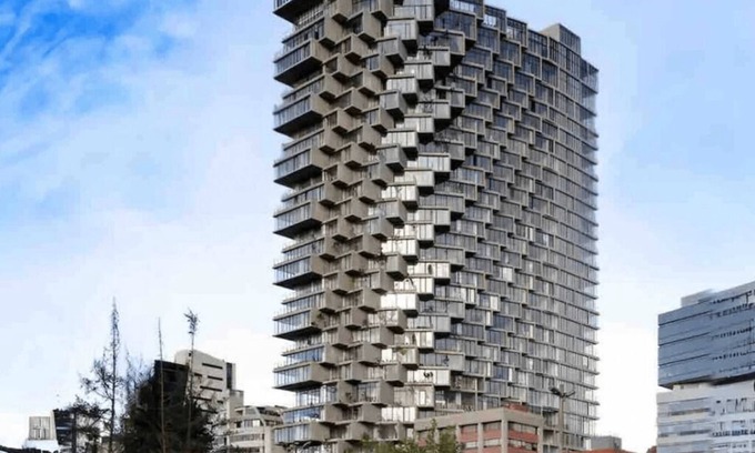 La Carolina Apartment | Penthouse de Lujo en el IQON piso 28 vista loca