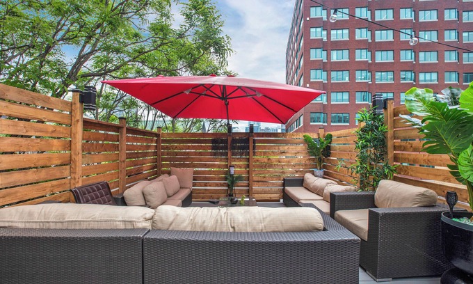 Downtown Montreal House | Penthouse in the heart of Guy Concordia - big terrace and parking