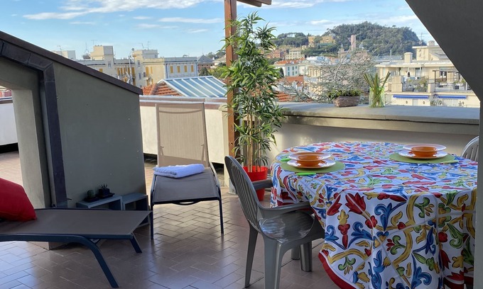Sestri Levante Apartment | Penthouse open space, central, PARKING, Wi-Fi, Air Co, Cinque Terre Portofino