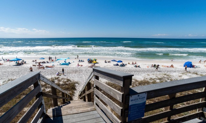 San Juan Condo | Penthouse spectacular views of the blue green waters of the Gulf of Mexico