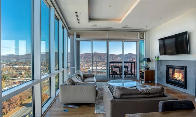 Downtown Asheville Condo | Penthouse Style Condo Atop Hotel Indigo