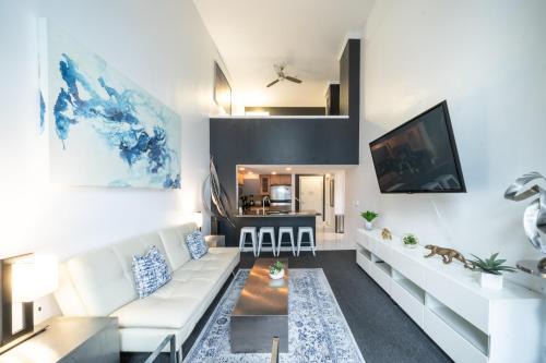 Belltown Apartment | Penthouse Suite Downtown, Top Floor