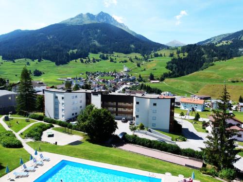 Savognin Apartment | Penthouse Tgesa Tgampi T33