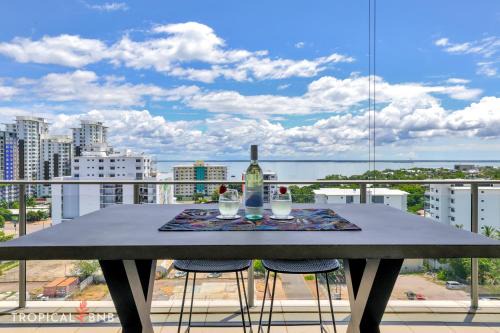 Darwin City Centre Apartment | Penthouse Vibes Amazing Views From Top Floor