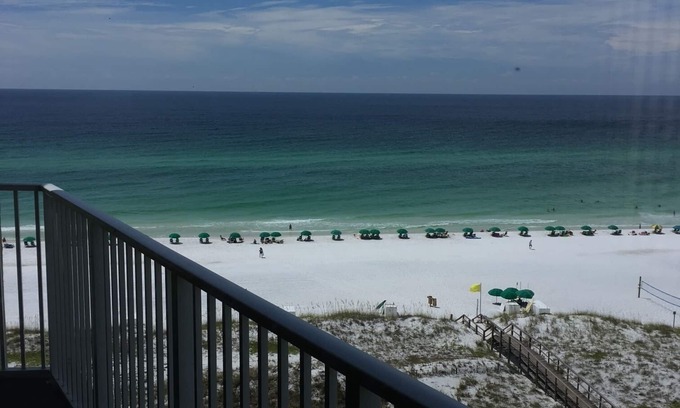 Miramar Beach Condo | Penthouse View! Beach Front! Beach Chairs and Umbrella Included!nPremier Host!