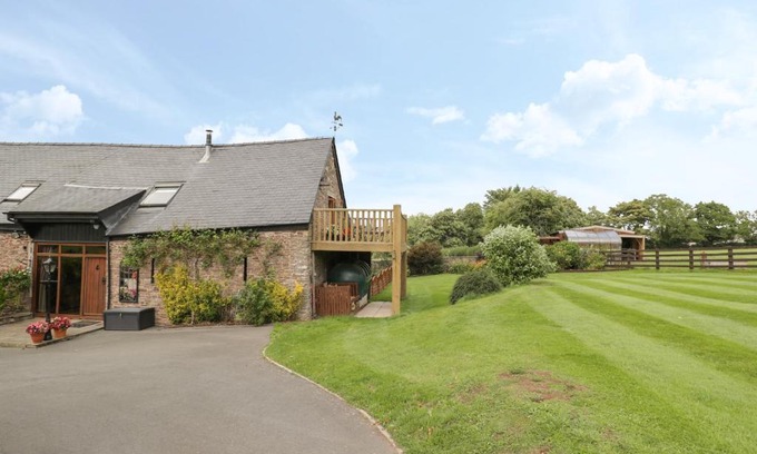 Abergavenny House | Pentre Barn