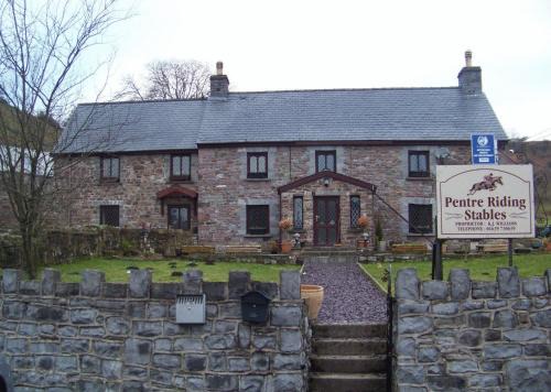 Abercraf House | Pentre Riding Stables