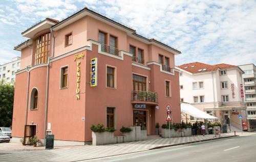 Zvolen House | Penzion Franko